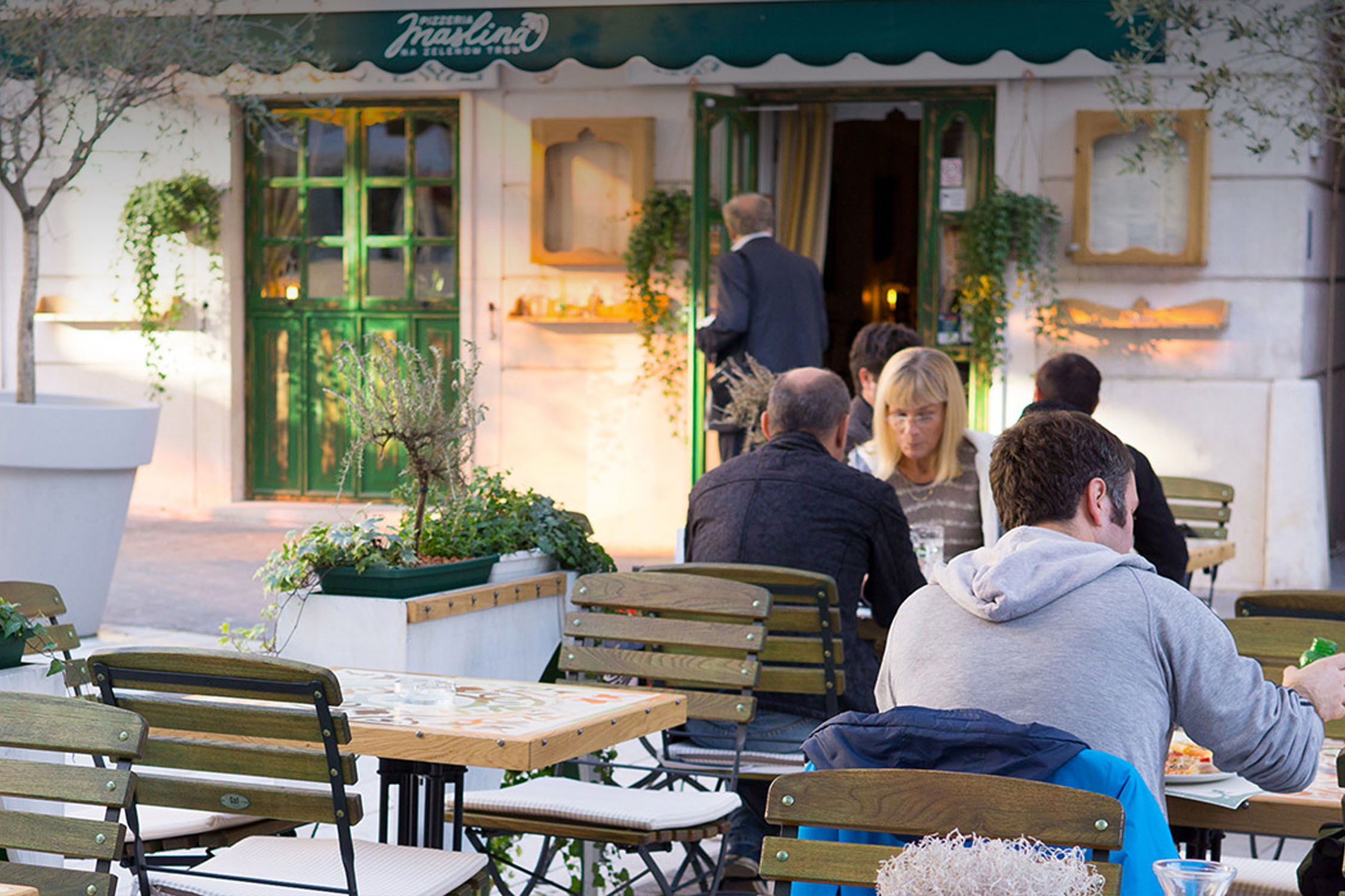 restoran-maslina-na-zelenom-trgu